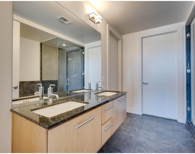 210 Lee Barton Dr - Photo Thumbnail 20