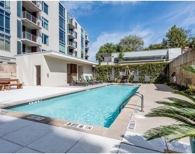 210 Lee Barton Dr - Photo Thumbnail 37