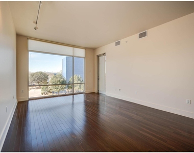 210 Lee Barton Dr - Photo Thumbnail 11