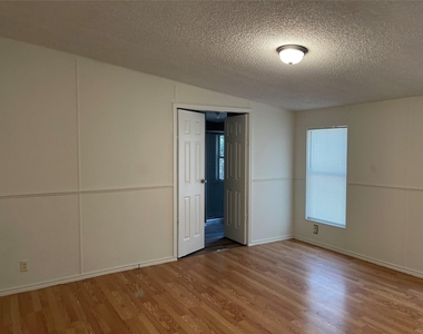 109 High View Ranch Dr - Photo Thumbnail 32