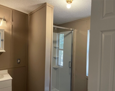 109 High View Ranch Dr - Photo Thumbnail 33
