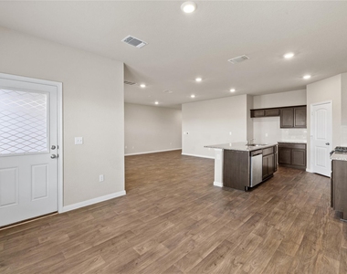 2905 Maryanne Ln - Photo Thumbnail 12