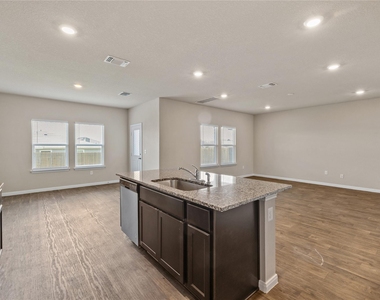 2905 Maryanne Ln - Photo Thumbnail 10