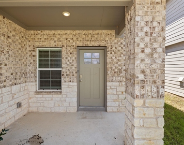 2905 Maryanne Ln - Photo Thumbnail 2