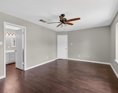 7601 Windrush Dr - Photo Thumbnail 29