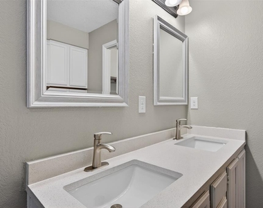 7601 Windrush Dr - Photo Thumbnail 31