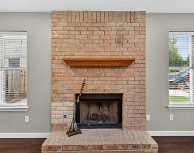 7601 Windrush Dr - Photo Thumbnail 7
