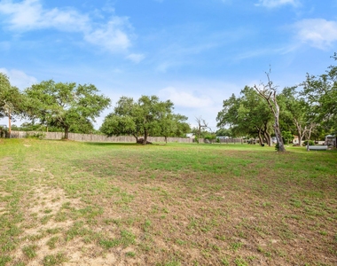10518 Signal Hill Rd - Photo Thumbnail 26