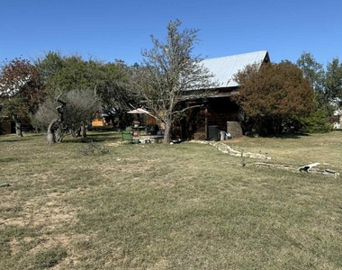 206 Topspin Dr - Photo Thumbnail 6