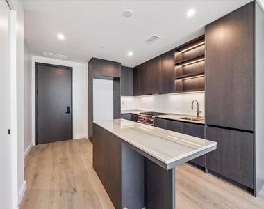 610 Davis St - Photo Thumbnail 1