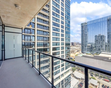610 Davis St - Photo Thumbnail 6