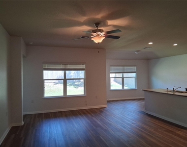 11105 Dawes Pl - Photo Thumbnail 4