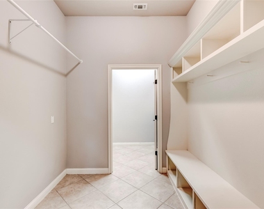 19421 Brent Knoll Dr - Photo Thumbnail 28