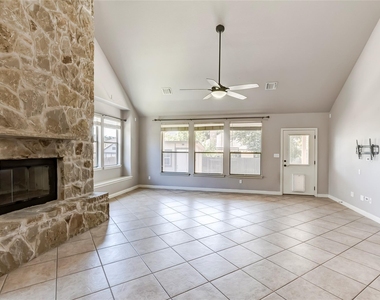 19421 Brent Knoll Dr - Photo Thumbnail 6