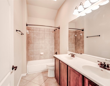 19421 Brent Knoll Dr - Photo Thumbnail 26