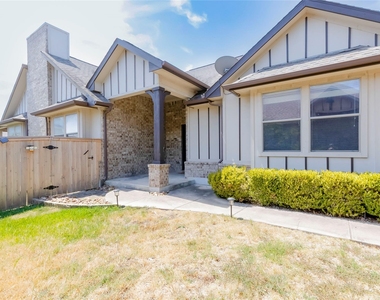 19421 Brent Knoll Dr - Photo Thumbnail 3