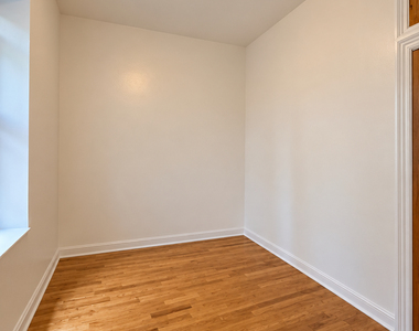 180 East 101st Street - Photo Thumbnail 3