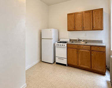 180 East 101st Street - Photo Thumbnail 6