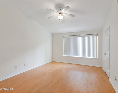 12311 Kensington Lakes Drive - Photo Thumbnail 9