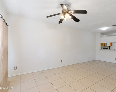 12311 Kensington Lakes Drive - Photo Thumbnail 2