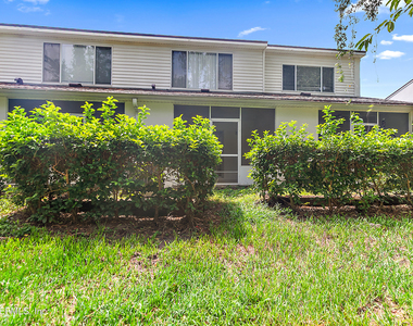 12311 Kensington Lakes Drive - Photo Thumbnail 14