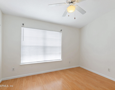 12311 Kensington Lakes Drive - Photo Thumbnail 11
