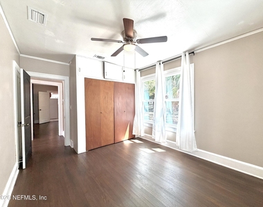 1407 Belmonte Avenue - Photo Thumbnail 13