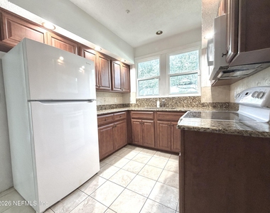1407 Belmonte Avenue - Photo Thumbnail 1