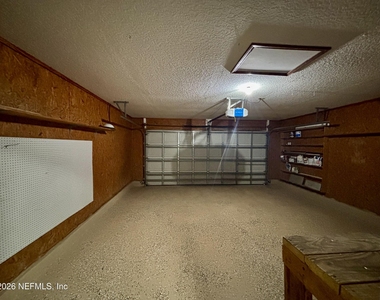 3018 Hickory Glen Drive - Photo Thumbnail 3