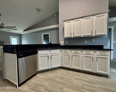 3018 Hickory Glen Drive - Photo Thumbnail 9