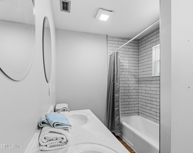 3034 Townsend Boulevard - Photo Thumbnail 14