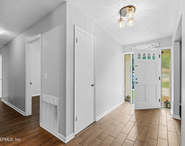 3034 Townsend Boulevard - Photo Thumbnail 3