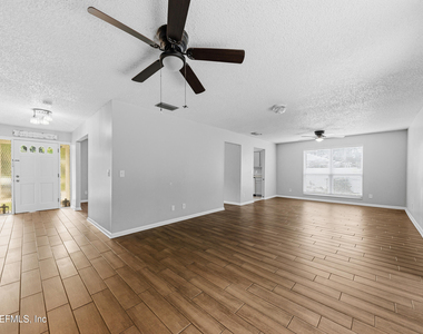 3034 Townsend Boulevard - Photo Thumbnail 4
