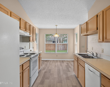 6646 Shiloh Creek Drive - Photo Thumbnail 8