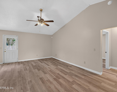 6646 Shiloh Creek Drive - Photo Thumbnail 3
