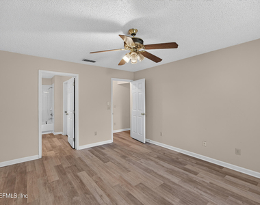 6646 Shiloh Creek Drive - Photo Thumbnail 14