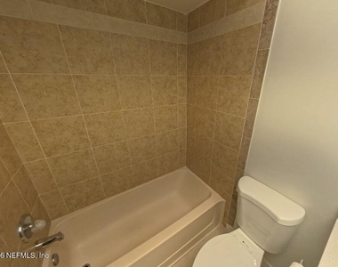 8319 Daisy Lane S - Photo Thumbnail 15