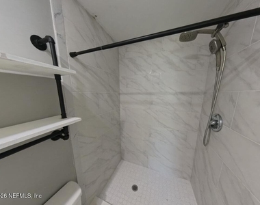 8319 Daisy Lane S - Photo Thumbnail 16