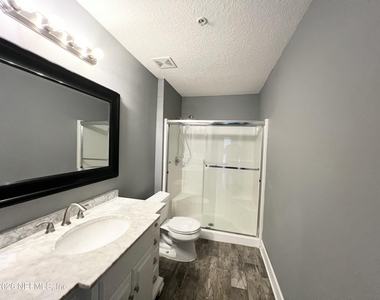 7058 Snowy Canyon Drive - Photo Thumbnail 10
