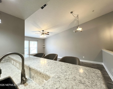 7058 Snowy Canyon Drive - Photo Thumbnail 5
