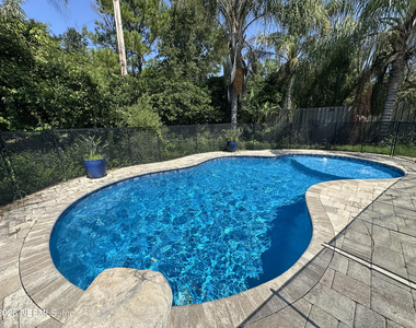 12770 Camellia Bay Drive W - Photo Thumbnail 2