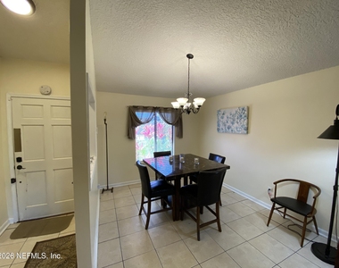 11163 Caroline Crest Drive - Photo Thumbnail 18