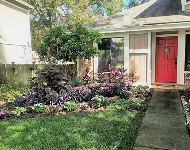 11163 Caroline Crest Drive - Photo Thumbnail 9