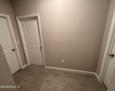 20 Beauclair Boulevard - Photo Thumbnail 18