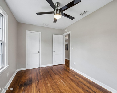 3431 Drew Street - Photo Thumbnail 14