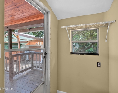 2841 Ernest Street - Photo Thumbnail 15