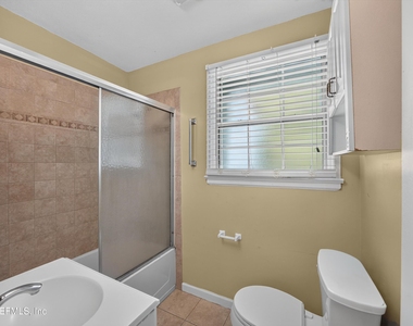 2841 Ernest Street - Photo Thumbnail 9