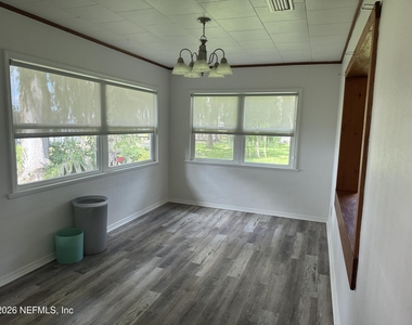 1464 Se County Road 21b - Photo Thumbnail 11