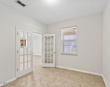1424 Royal Dornoch Drive - Photo Thumbnail 9