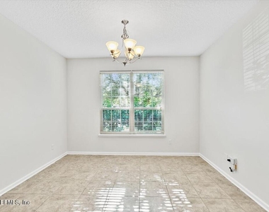 1424 Royal Dornoch Drive - Photo Thumbnail 8